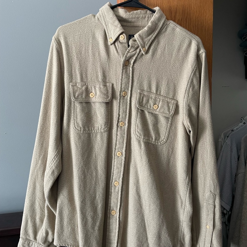 Mens Abercrombie and Fitch Button down Shirt Tan size medium
